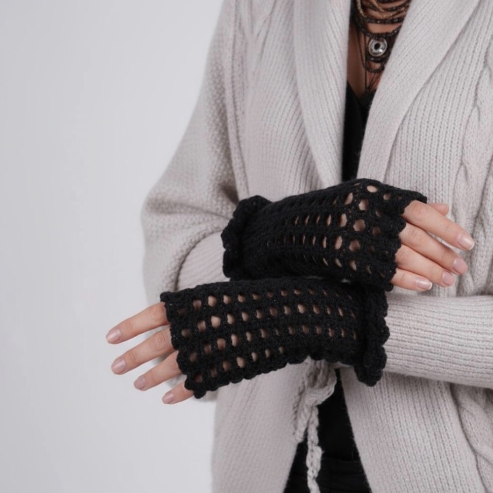 Crocheted Gloves
